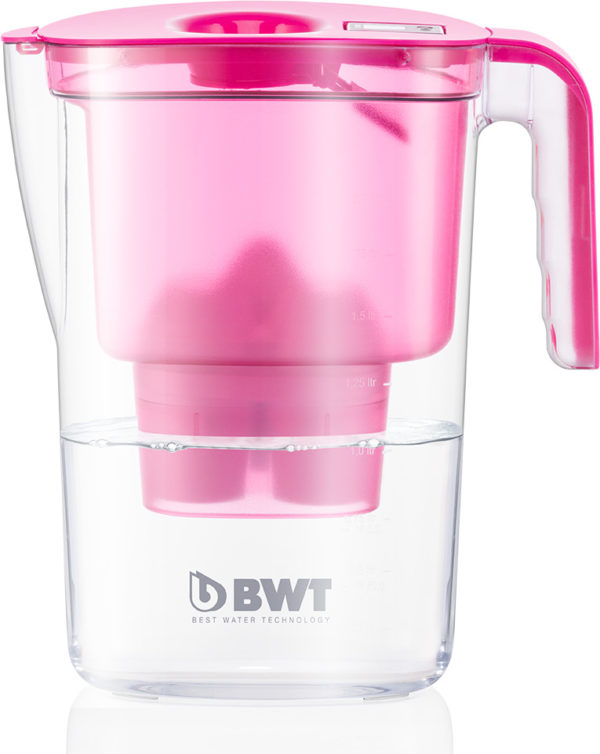 Filter Jug 2,6l BWT Vida in pink with Magnesium Mineralized Water Cartridge.