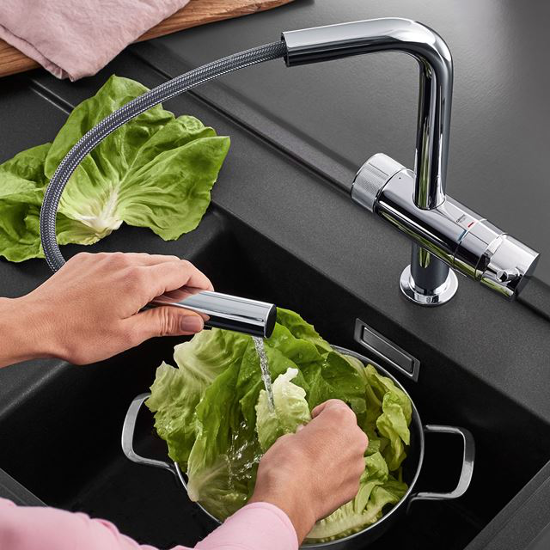 GROHE Pull out Kitchen Tap with three choices for water