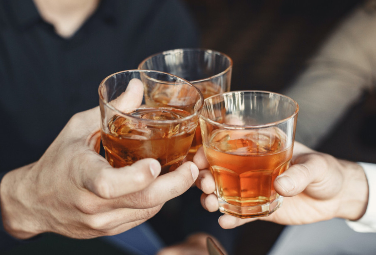 how to enjoy whiskey